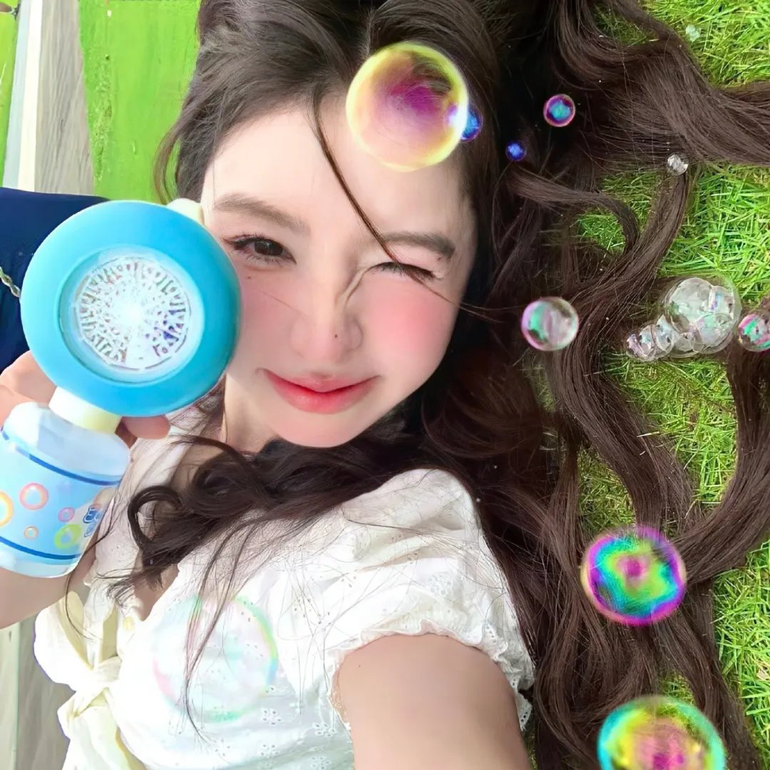 太空学员海报